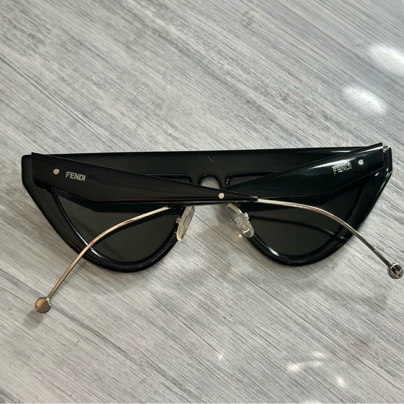 Fendi Defender-D Frame Sunglasses FF0371/S - Picture 4 of 10
